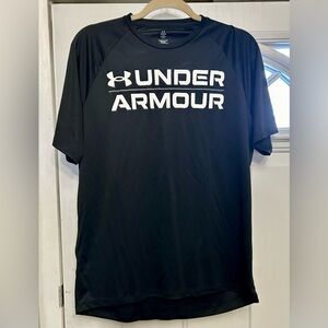 Under Armour Black Short Sleeve Tee